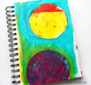 Video showing different ways you can use a round Gelli Plate as both a mask and for printing!Video showing different ways you can use a round Gelli Plate as both a mask and for printing!