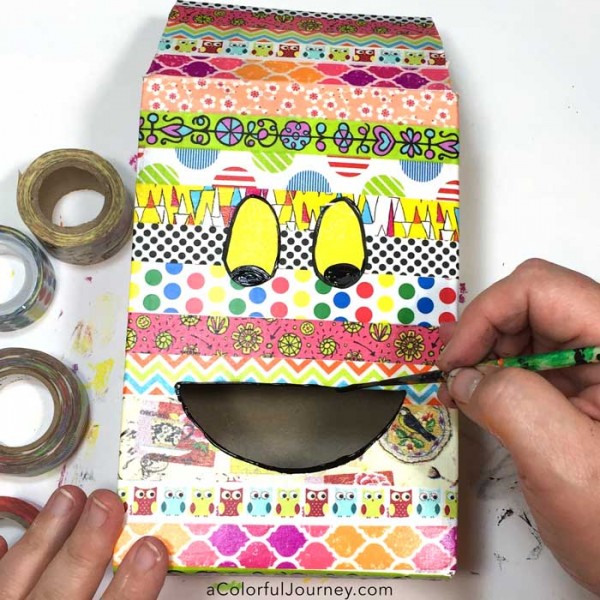 Upcycling a pasta box with washi tapes to make a fun gift box!