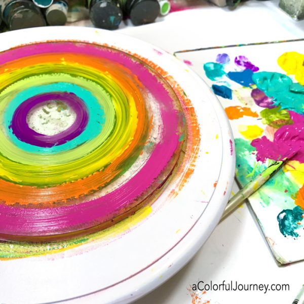 Gel printing rainbows with a round plate and a cake spinner video by Carolyn Dube